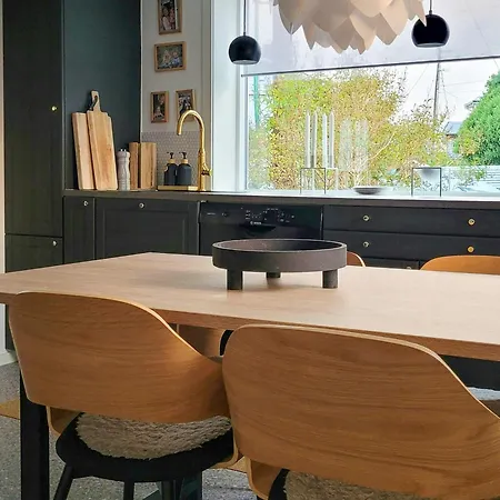 1950s Functionalist With Vagakallen Views 瓦德瑟