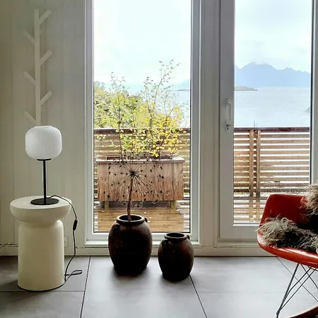 1950s Functionalist With Vagakallen Views * 瓦德瑟