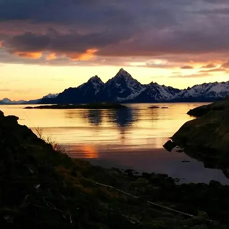 1950s Functionalist With Vagakallen Views 度假居 瓦德瑟